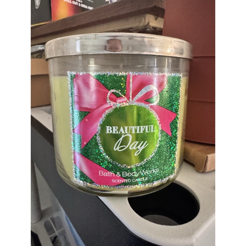 Bath and Body Works Beautiful Day 3 wick Scented Candle Discontinued Scent